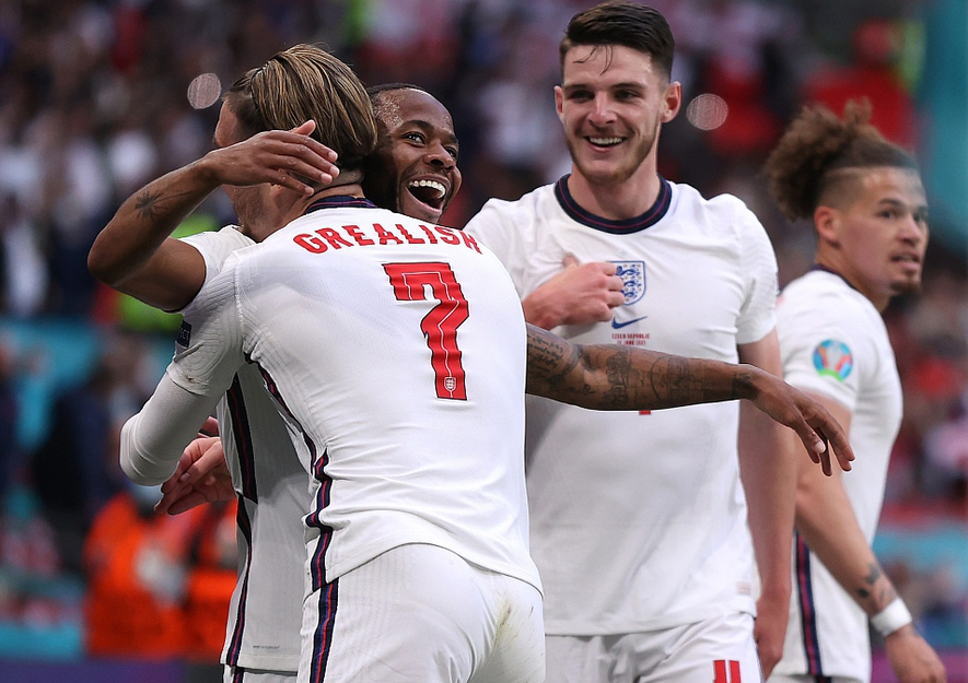 一个冠军级 一个冠军级