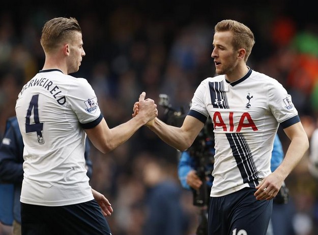 尤其是他在 尤其是他在